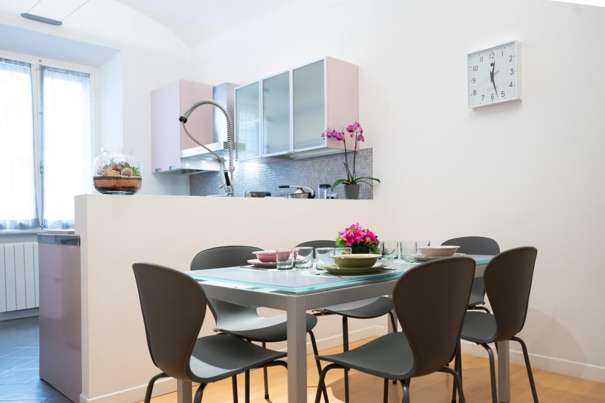 Vatican Apartment *